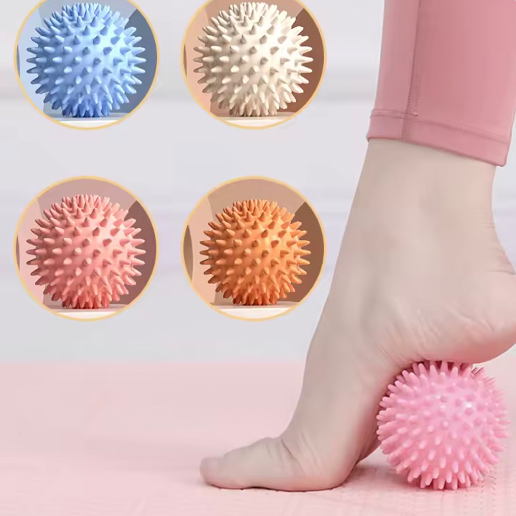 Pilates Yoga Ball - كرة تدليك ذات أشواك بقطر 6