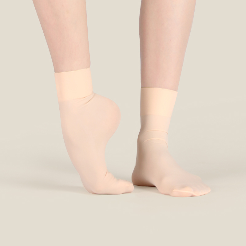 جوارب باليه عالية المرونة للنس - مراجعة Yoga Pilates Girl وسعره
