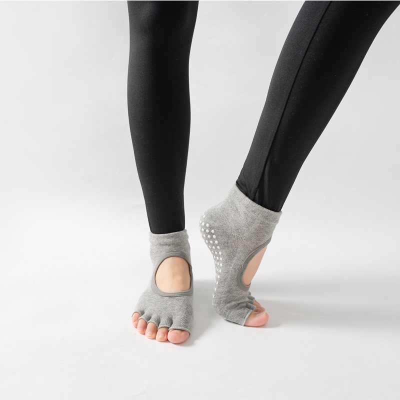 جوارب يوجا مكشوفة القدمين للنس - مراجعة Medias Para Pilates Y Yoga وسعره